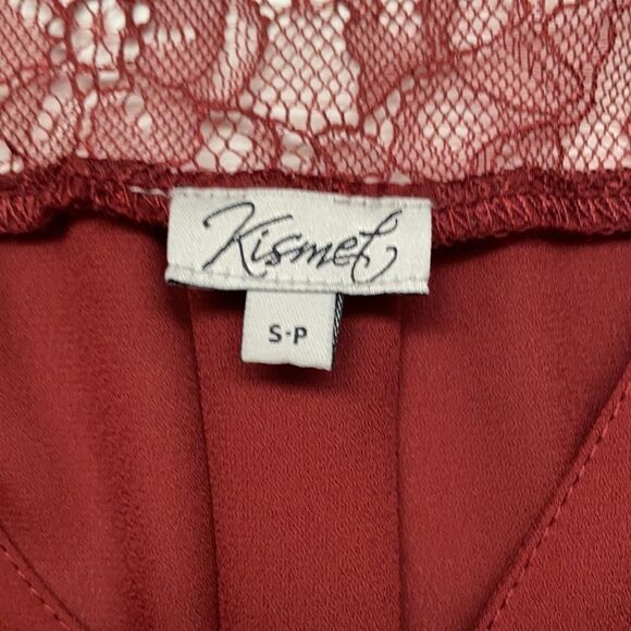 Kismet Sheer Top with Lace Shoulders Size Small - Picture 7 of 9